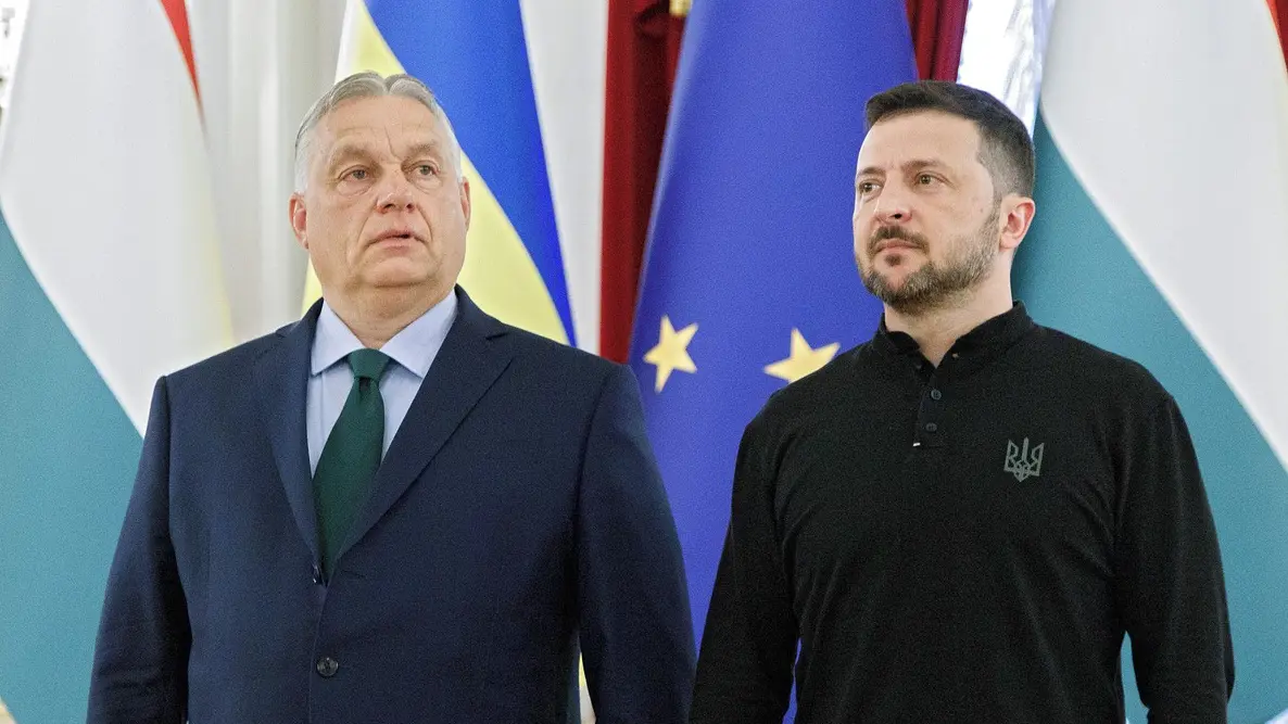 Orbánův konec mění rovnováhu na východě Evropy. Magyar naznačil první kroky