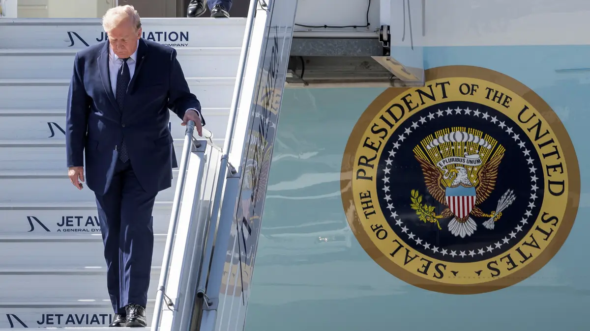 „Stárnutí mu není příjemné.“ Jak se Trump pokouší ošálit plynutí času